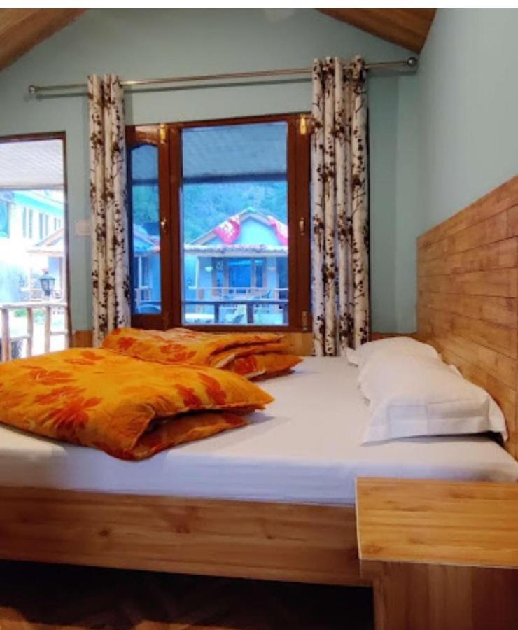 Lee Garden Himalayan Wooden Cottages Kasol Exterior foto
