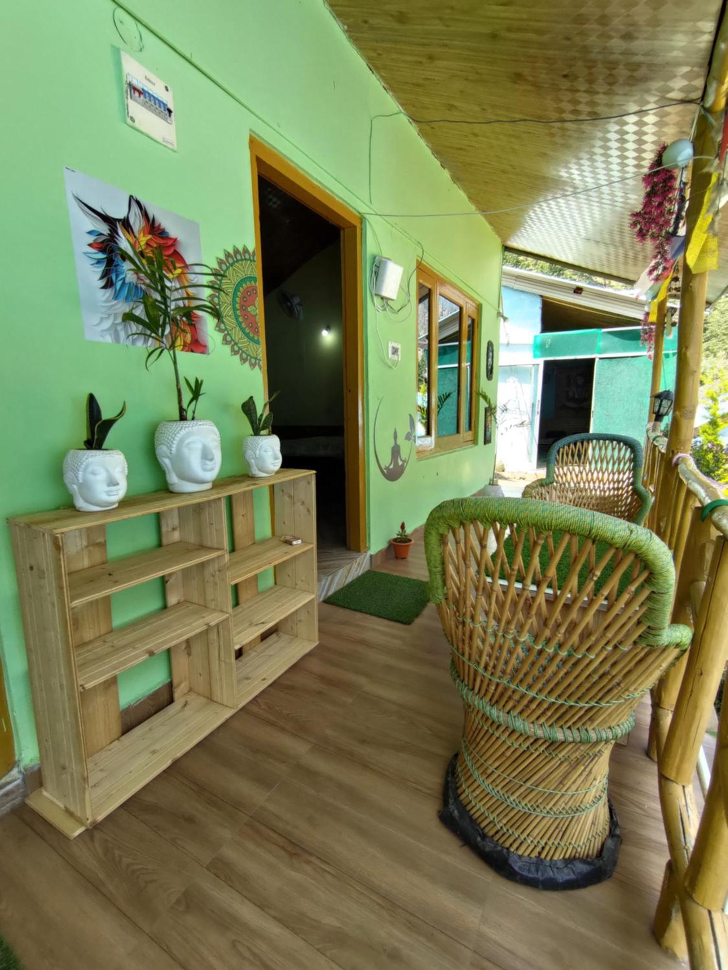Lee Garden Himalayan Wooden Cottages Kasol Exterior foto