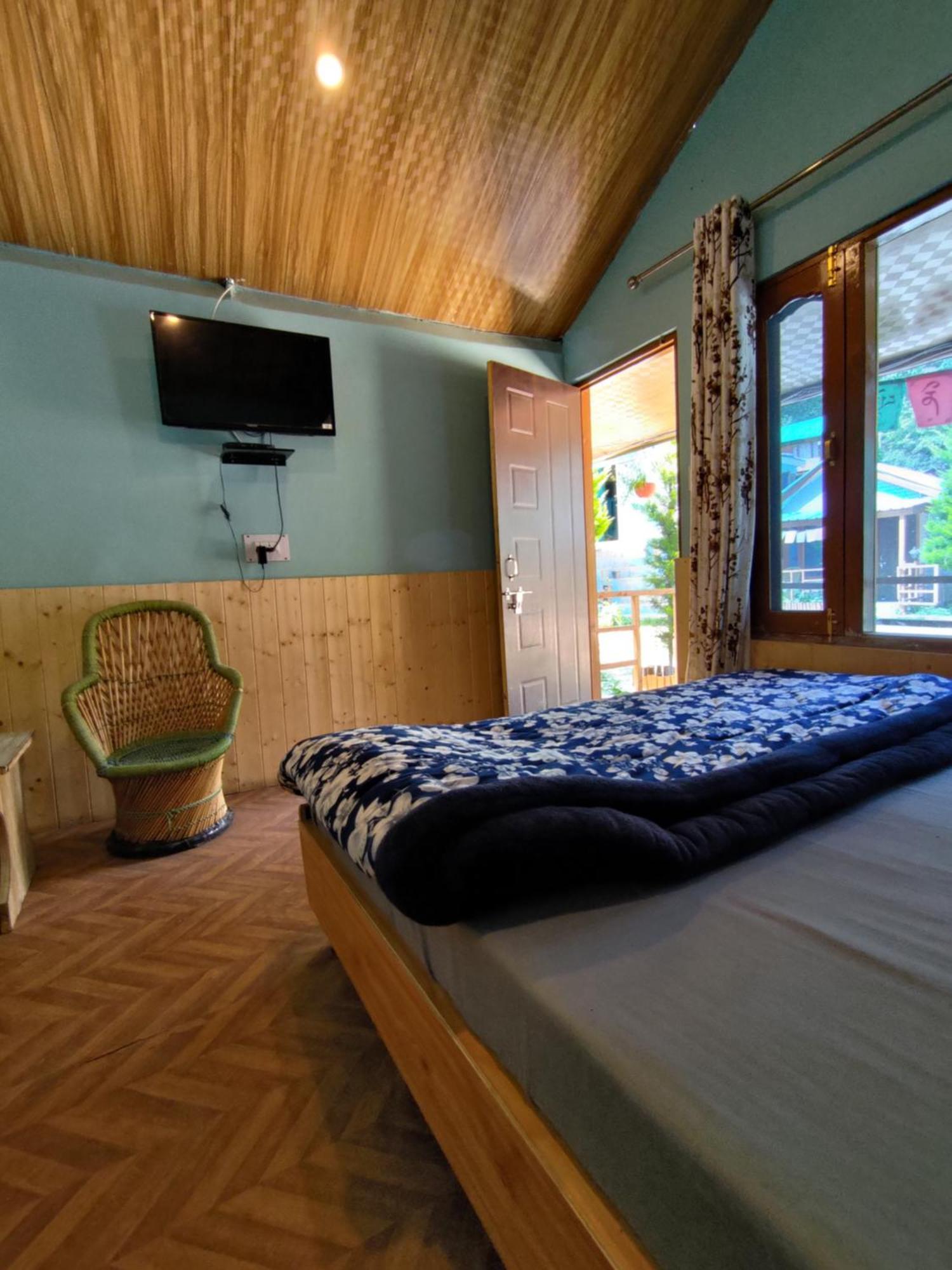 Lee Garden Himalayan Wooden Cottages Kasol Exterior foto